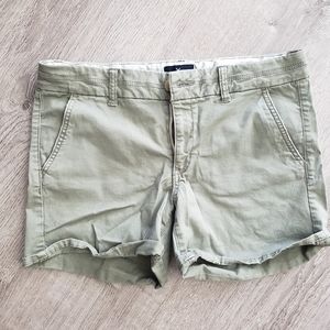 American Eagle Midi Twill Shorts size 8